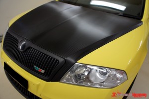 Skoda Octavia Carbon Fibre Bonnet Wrap