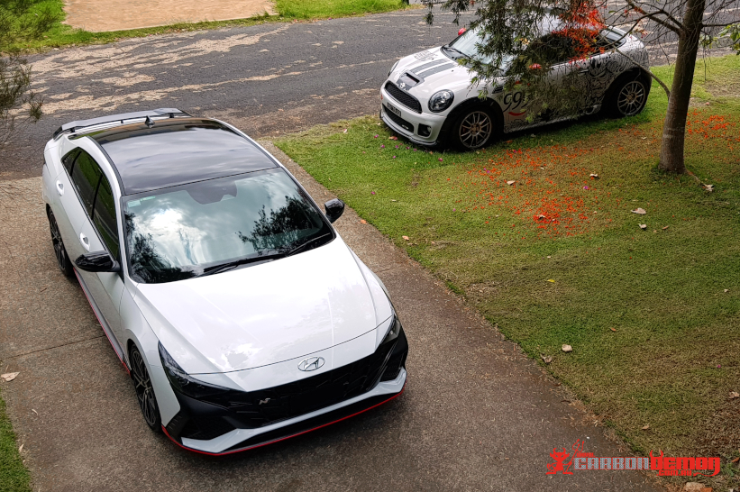 Hyundai i30N Sedan Black Roof