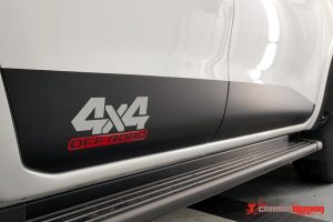 Nissan Navara D23 Graphics